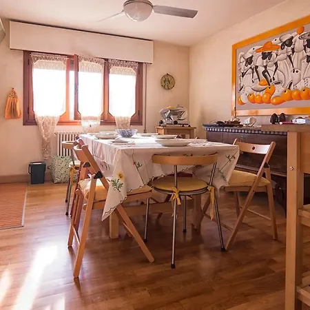Accogliente Casa Vicino Venezia نوالي